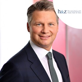 Dr. Serge Petit